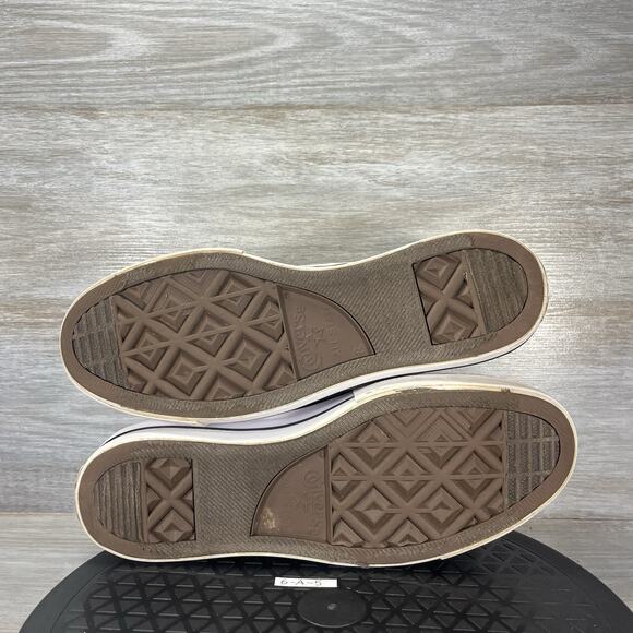 Converse Women’s Chuck Taylor All Star Lift Low-Top Platform Sneakers Size 10 - Picture 8 of 8